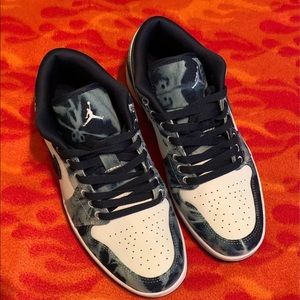 Air Jordan 1 low “Washed Denim”
